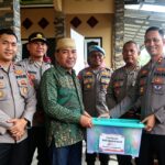 Kapolres, AKBP Hendra Gunawan, bersama sejumlah Pejabat Utama Polres Sambangi Purnawirawan Polri dan Warakauri di wilayah Kecamatan Bacan.